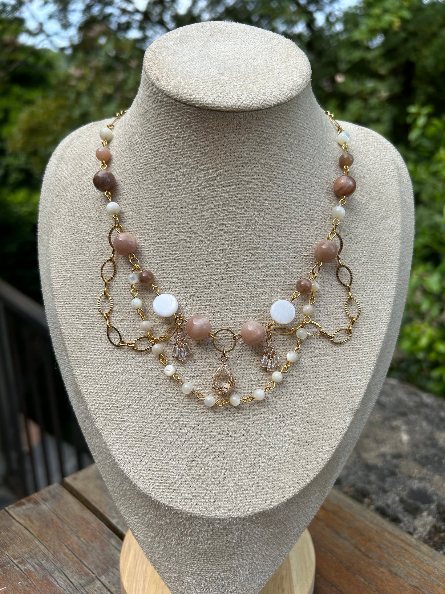 Collier « Écume d’Aphrodite »