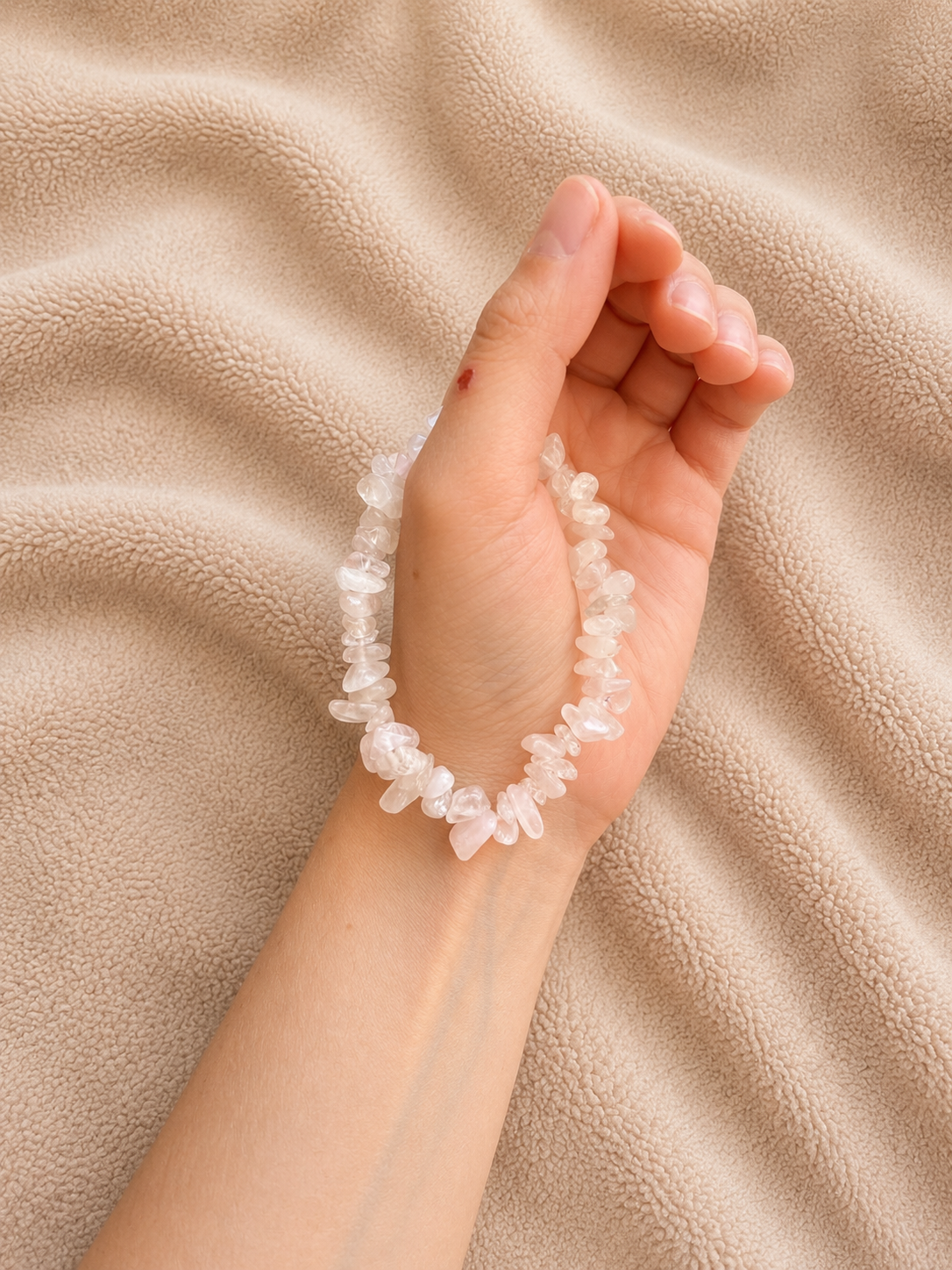 Bracelet en Quartz Rose – Douceur et Amour de Soi